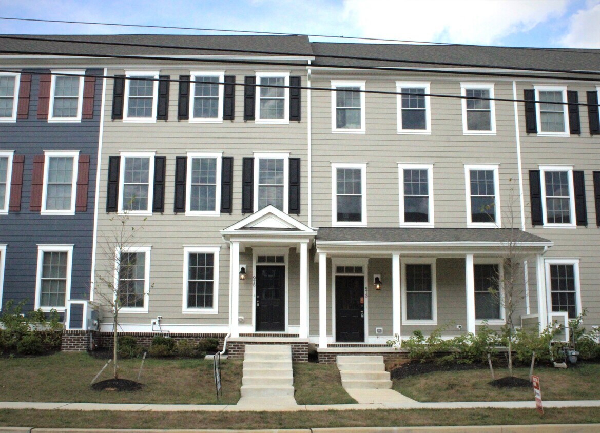 973 Lorewood Grove Rd, Middletown, DE 19709 Townhome Rentals in
