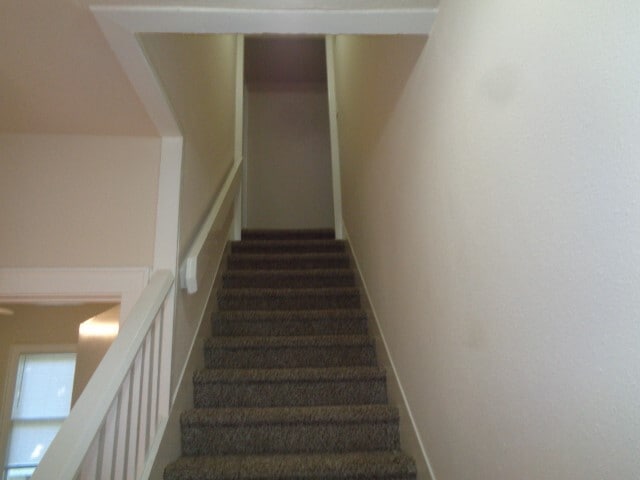 Building Photo - 3230 Ohio St