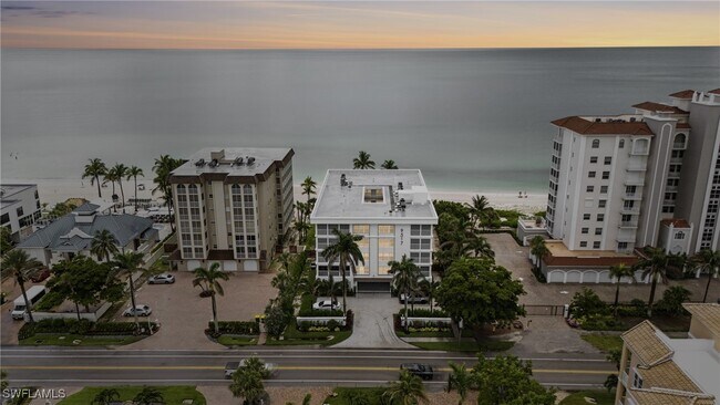 Building Photo - 9517 Gulf Shore Dr