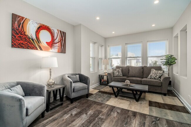 Foto del edificio - 7411 W 56th St