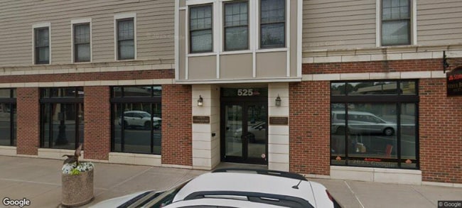 Building Photo - 525 Union St