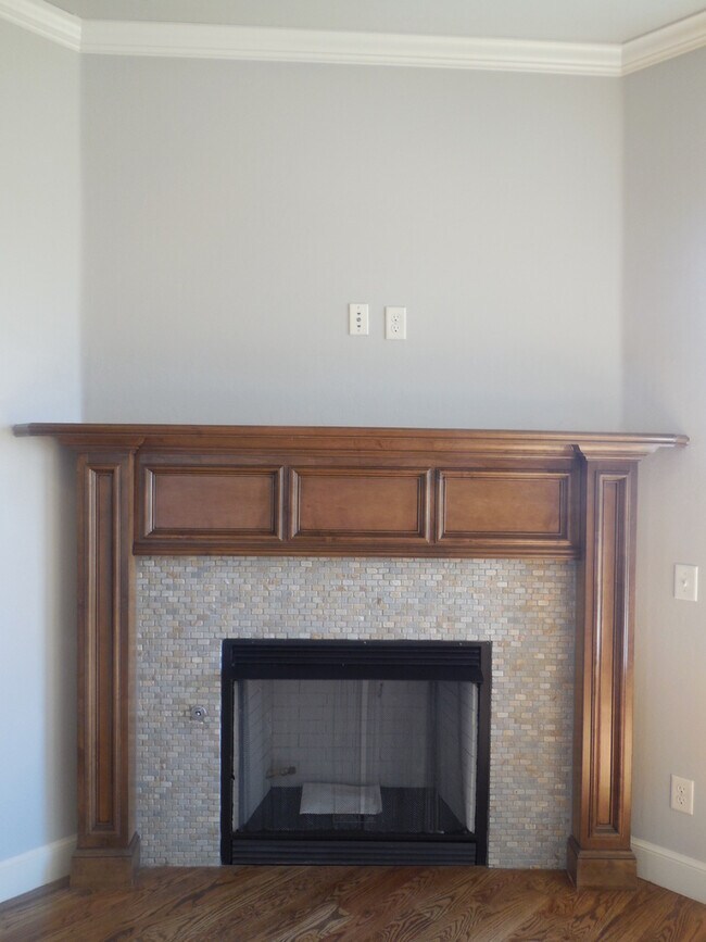 Building Photo - Fully Furnished TWO BEDROOM/ TWO BATHROOM WITH STUDY-