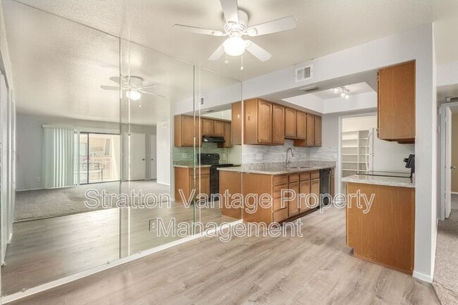 Building Photo - 16635 N Cave Creek Rd