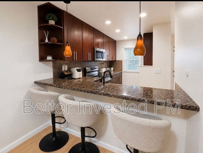 Foto del edificio - 1706 Glenbrook Dr