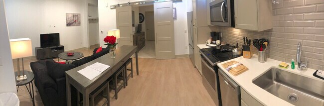 Foto del edificio - 13152 Ballantyne Corporate Pl