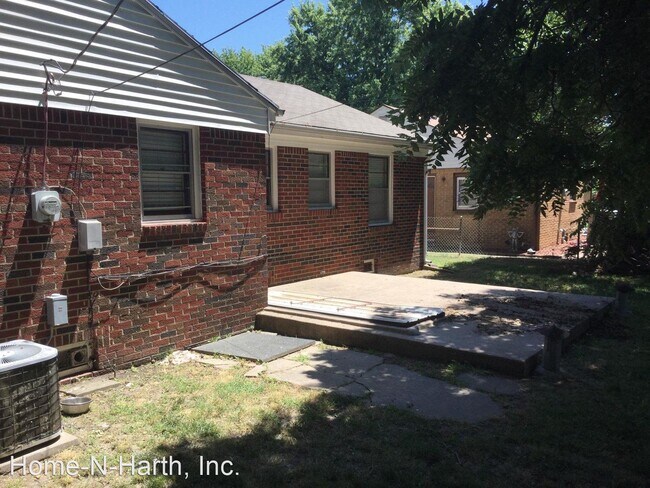 Foto del edificio - 2 br, 1 bath House - 1721 S. Lexington