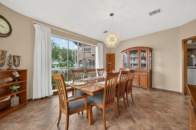 Foto del edificio - 1623 Lake Arbor Dr