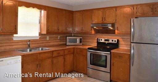Building Photo - 2 br, 1.5 bath House - 5420 Nottinghill Drive