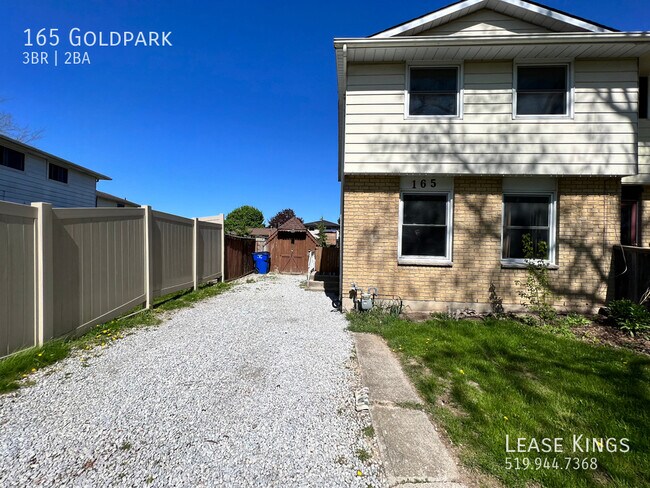 Photo du bâtiment - Charming 3 Bed 1.5 Bath Home in Family Fri...