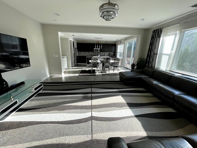 Building Photo - 7092 Syrah Dr