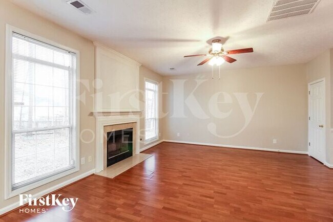 Foto del edificio - 753 Ives Way NW