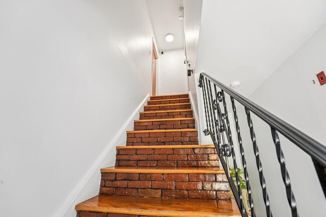 Foto del edificio - 529 38th St