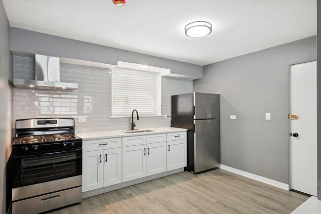 Foto del edificio - 1910 16th Ave