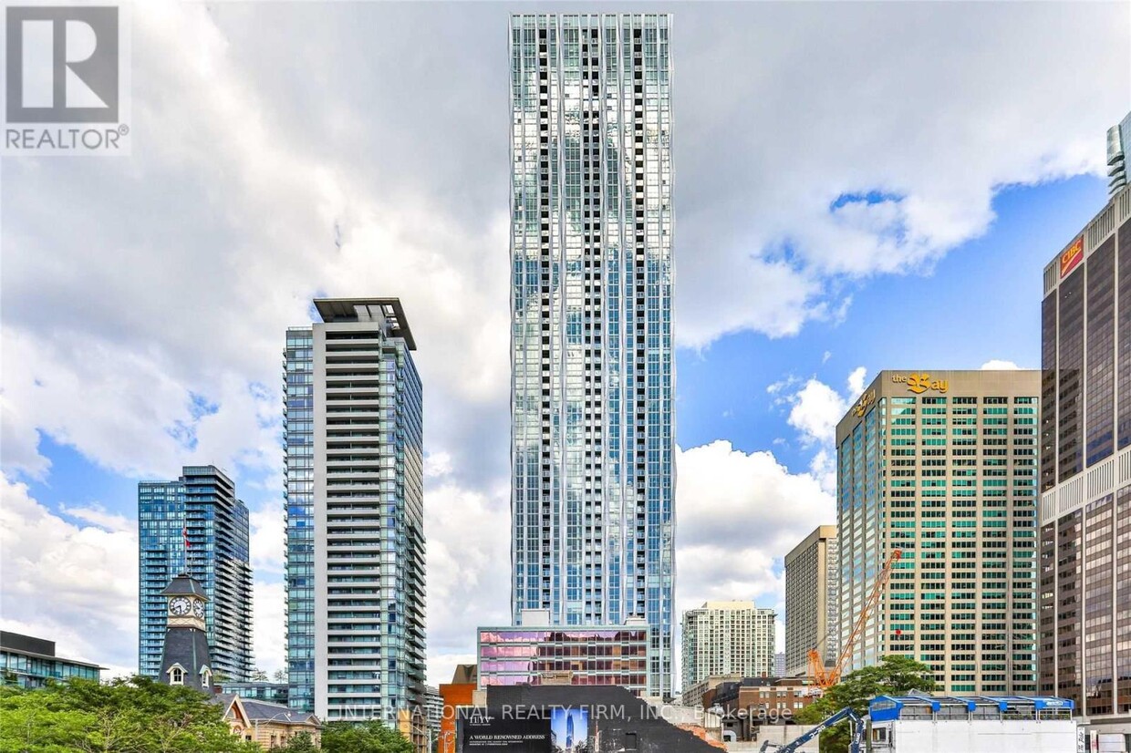 Photo principale - 1-4101 Yorkville Ave