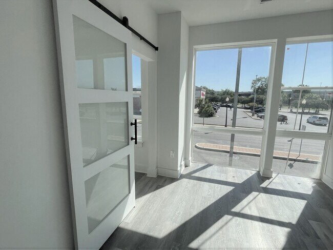 Foto del edificio - Tranvia
