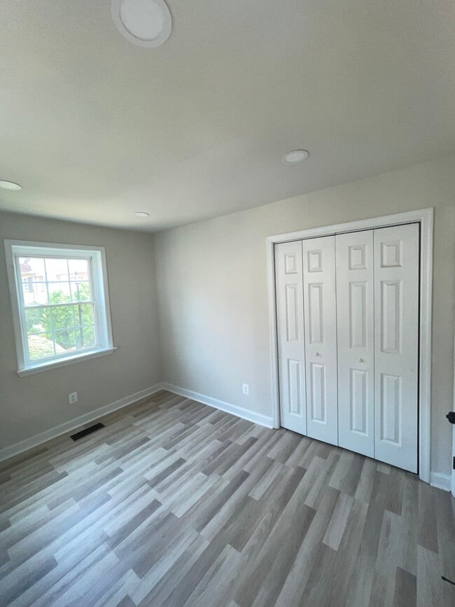 Building Photo - 9854 Hagel Cir