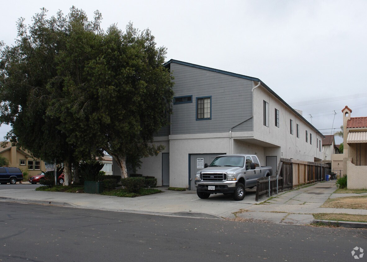 Building Photo - 3130 Landis St