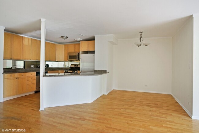 Foto del edificio - 6102 N Sheridan Rd