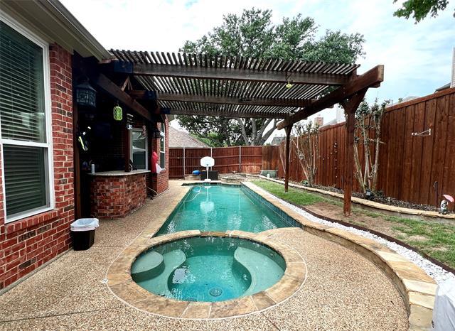 Building Photo - 1728 Forest Glen Dr