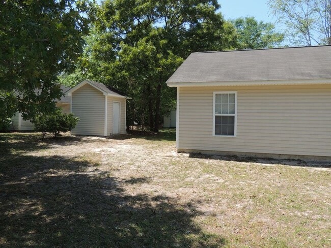 Photo - 3 Bedroom, 2 Bath House Available On Wesle...