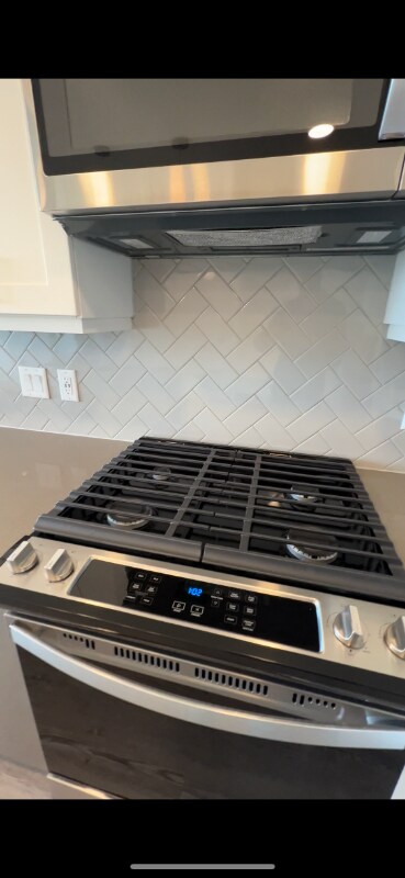 Foto del edificio - 1109 N Interstate Hwy 35