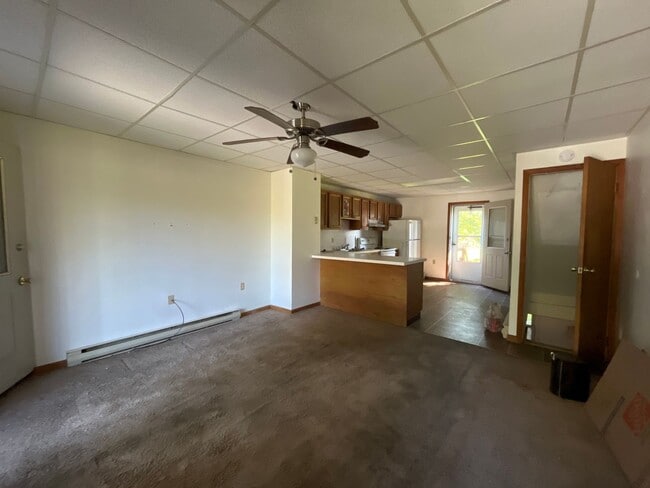 Building Photo - Spacious two-bedroom townhome in Stockerto...