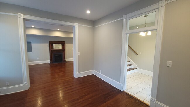 Building Photo - 1319 Harrison St