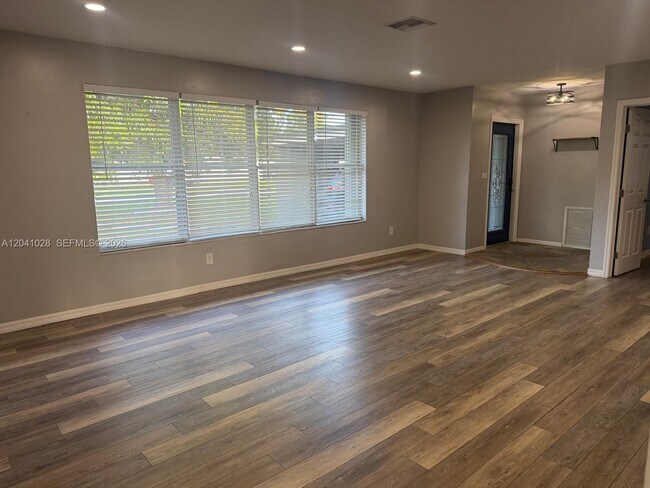 Building Photo - 27280 SW 166th Ave