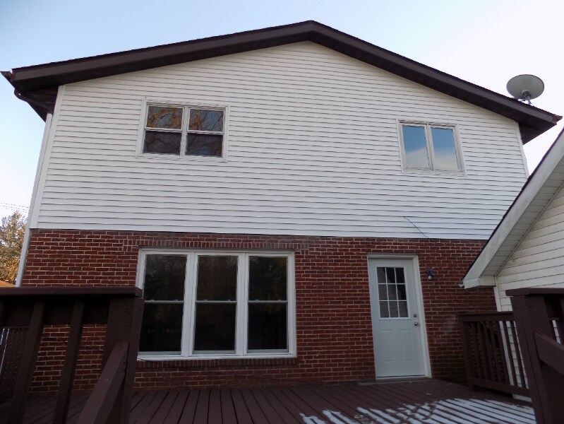 536 E 17th St, Lockport, IL 60441 Townhome Rentals in Lockport IL