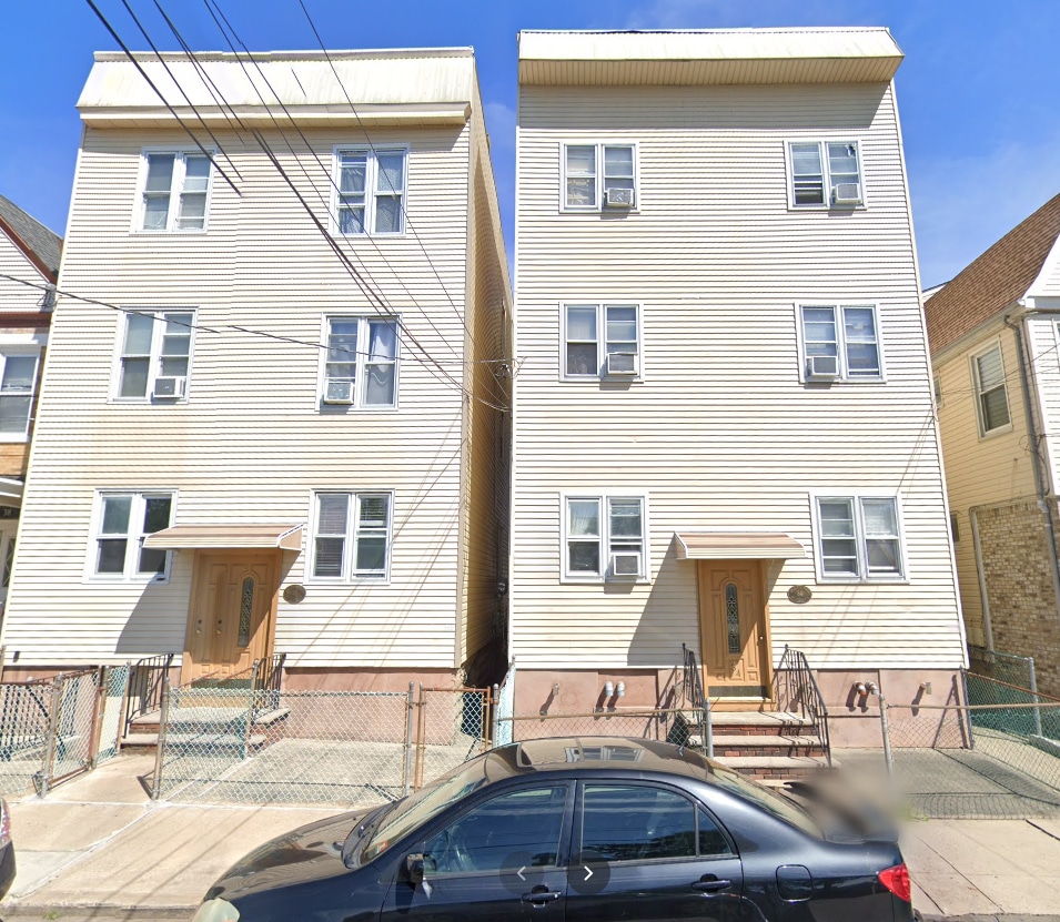 Building Photo - 36 Brighton Ave