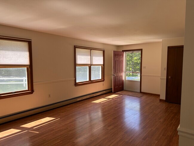 Living Room - 83 Winter St