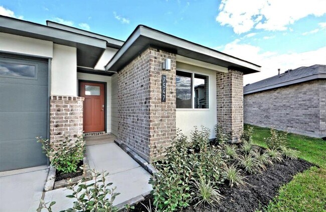 Foto del edificio - 7010 Halifax Harvest Ln