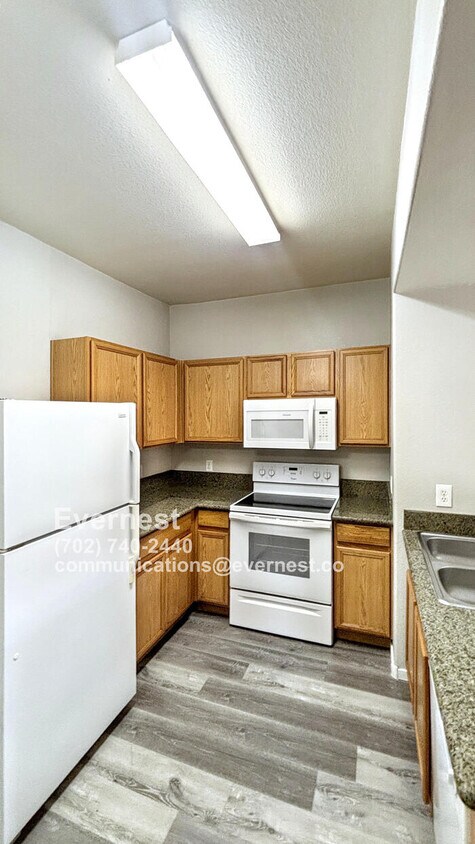 Primary Photo - Lovely 2-Bedroom Condo with Convenient Acc...