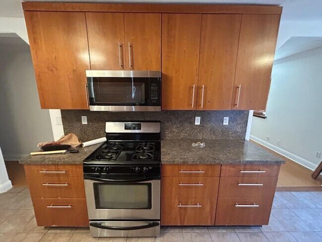 Foto del edificio - 19141ravenhillroad.is4lease.com