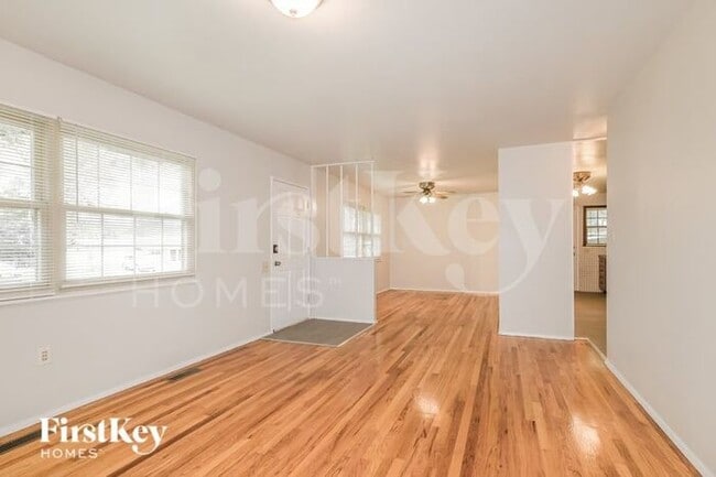 Building Photo - 7 Santa Anita Court