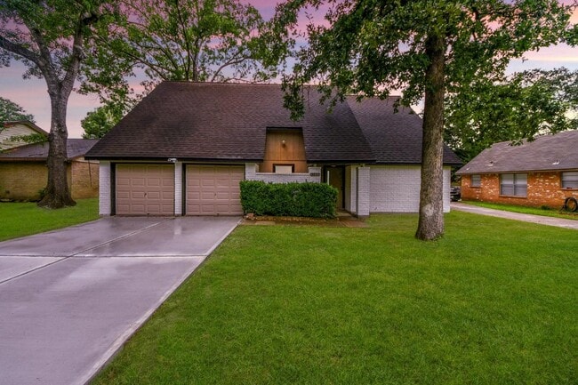 Building Photo - 3510 Willie Way