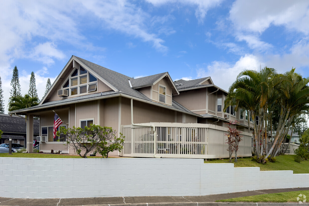 Primary Photo - Kumelewai Courts