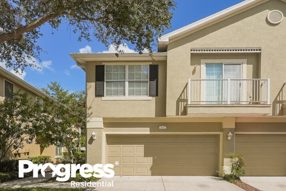Foto principal - 6721 Breezy Palm Dr