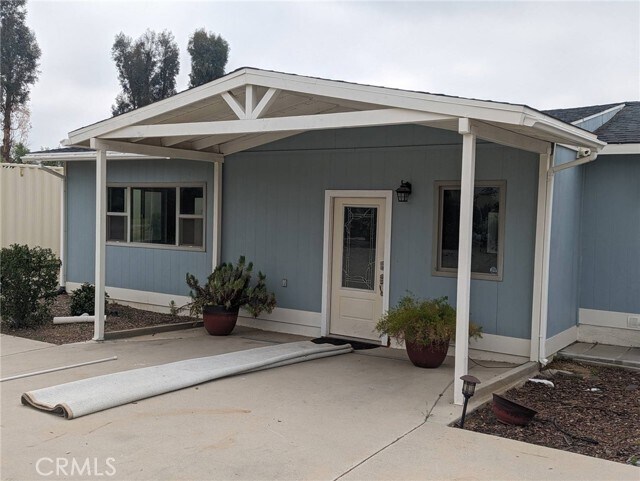 Foto principal - 21050 Union St