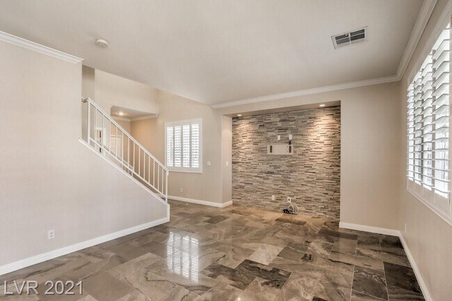 Viviendo - 4330 Spruce Grove St