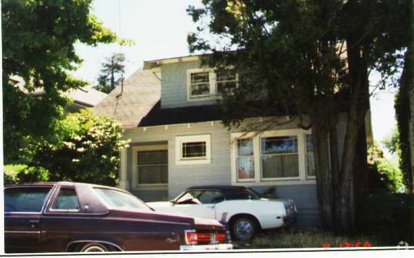 Building Photo - 1618 Prince St