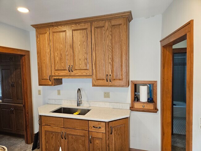 Building Photo - 2567 N 66th St