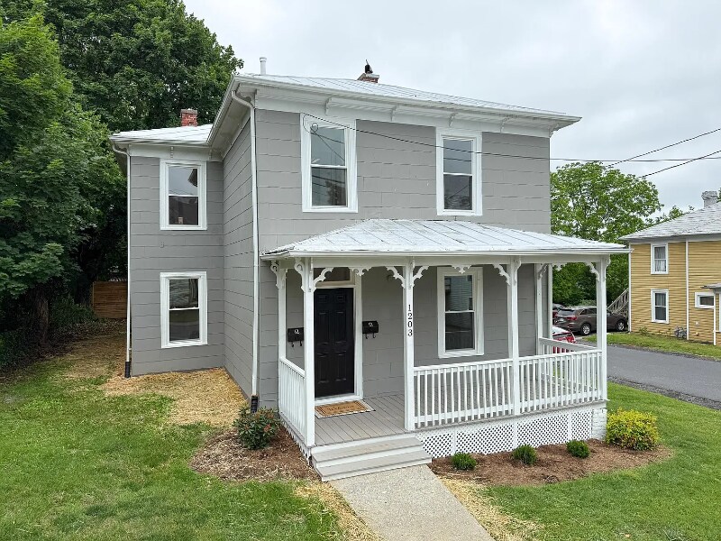 Foto principal - 1203 Walnut St