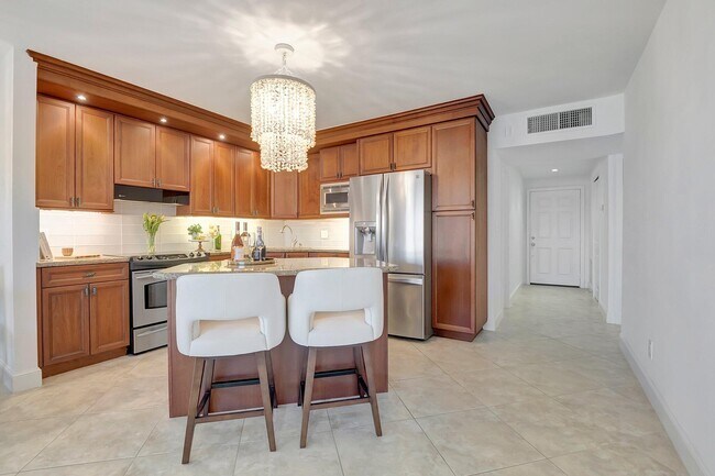 Foto del edificio - 2871 N Ocean Blvd