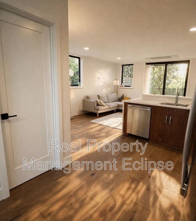 Foto del edificio - 2528 27th Ave W