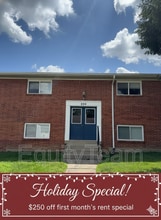 Building Photo - 204 N 10th St