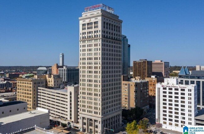 Foto del edificio - 2024 2nd Ave N