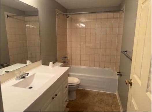 Building Photo - 2 Bedroom 2 Bath unit