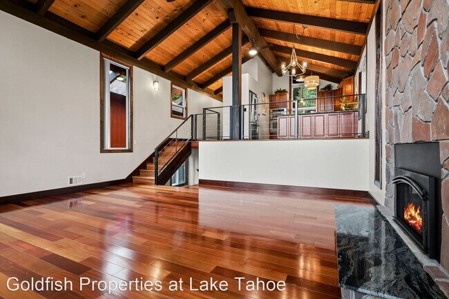 Building Photo - 3 br, 2.5 bath House - 867 Tyner Way