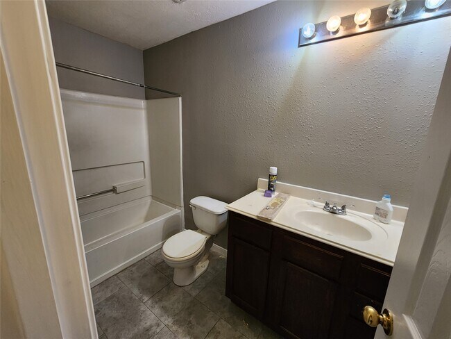 Foto del edificio - 23107 Kimberly Glen Ln